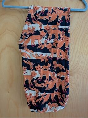 LuLaRoe Navy Leggings with Orange Fox Print